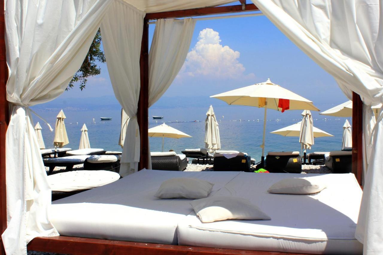 Apartments By The Sea Medveja, Opatija - 7720 Lovran Extérieur photo