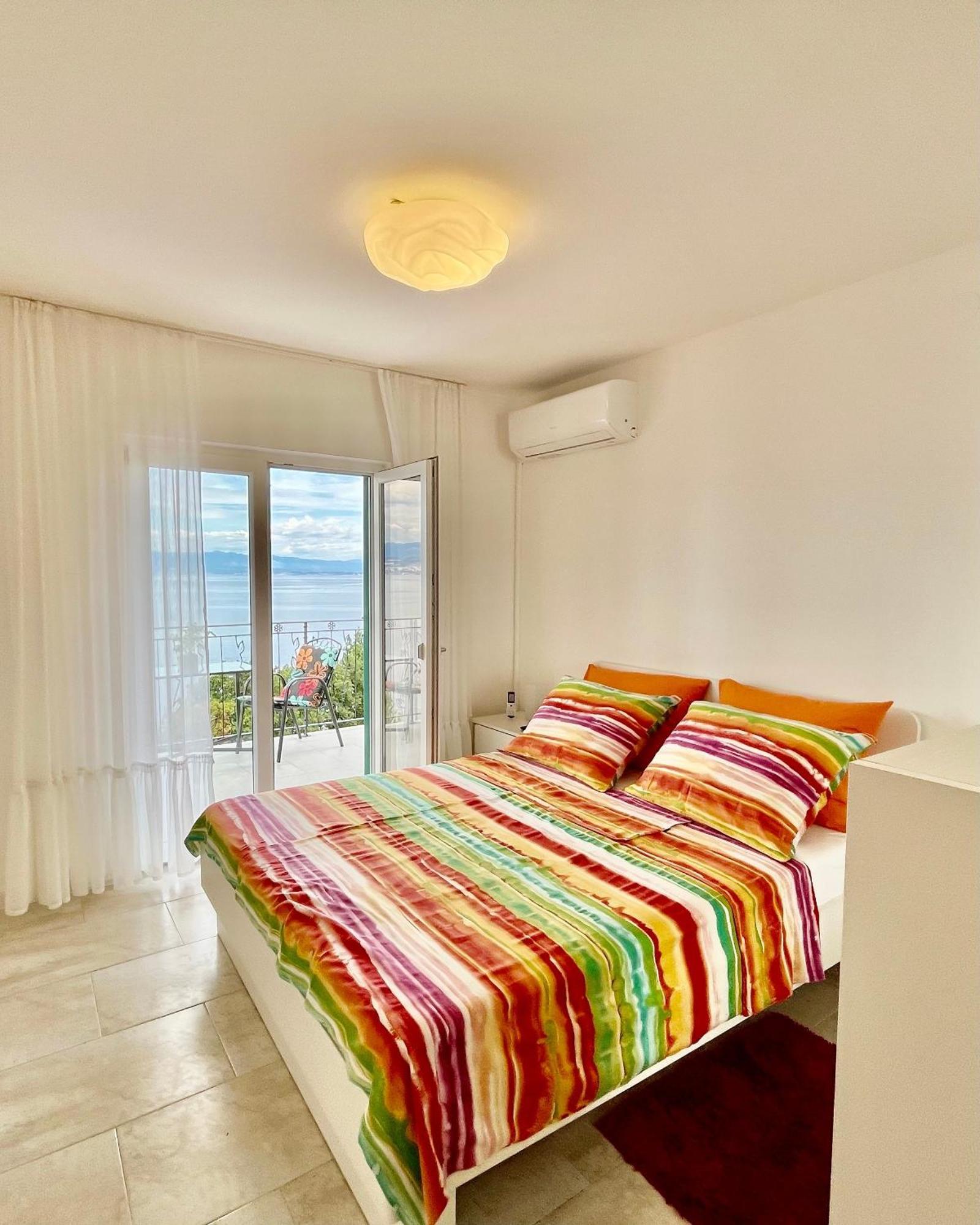 Apartments By The Sea Medveja, Opatija - 7720 Lovran Extérieur photo